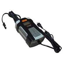 登路普HT7706汽车充电器 一机多用，轻松应对汽车与摩托车电瓶充电需求